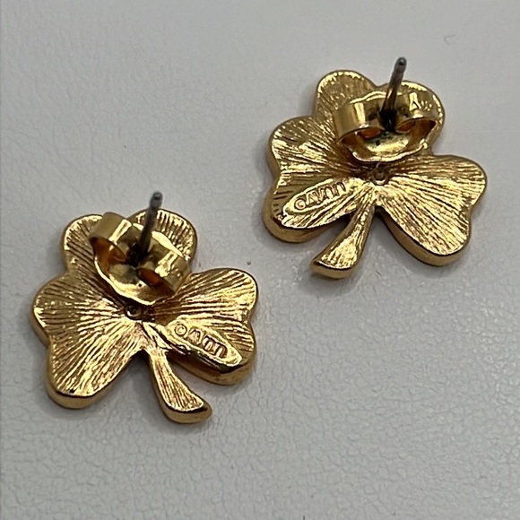 Avon Vintage Shamrock Stud Earrings. - Picture 3 of 4